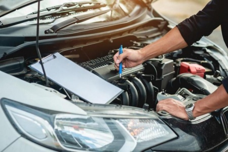 Comment r&eacute;parer efficacement une porti&egrave;re de voiture ab&icirc;m&eacute;e ?